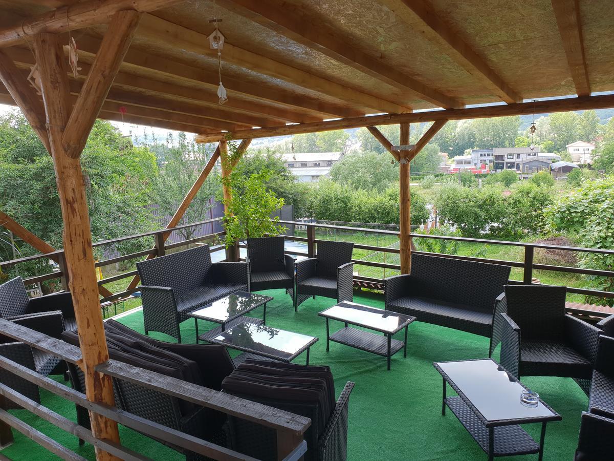 فندق Casa Ariana Curtea de Argeş المظهر الخارجي الصورة