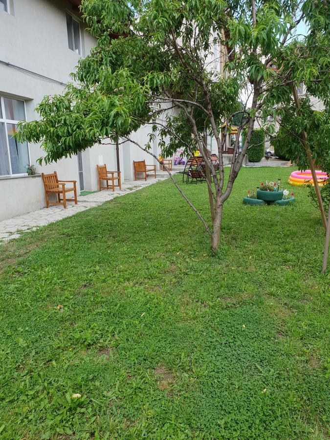 فندق Casa Ariana Curtea de Argeş المظهر الخارجي الصورة